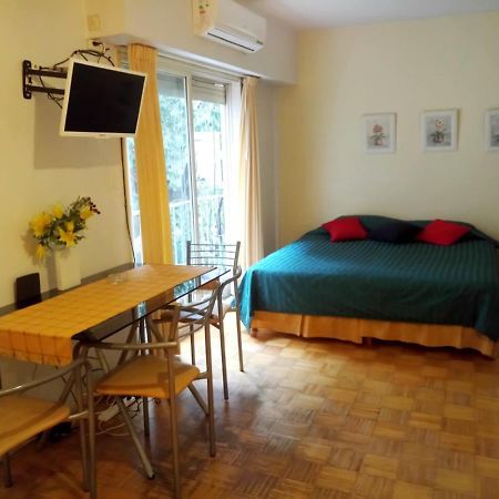 Departamento En El Centro De La Ciudad. Para 2 Personas Buenos Aires Exterior foto